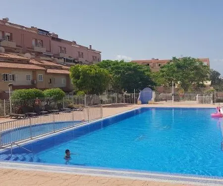 Oasis Dakota Отель *